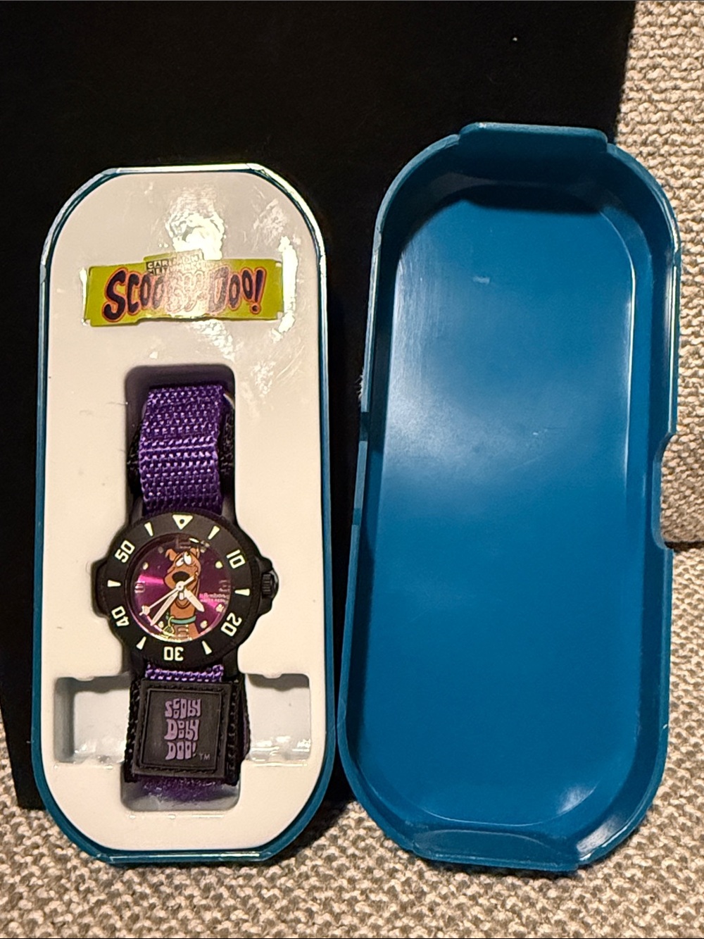 Scooby-Doo Kids Watch with Purple Strap and Character Dial